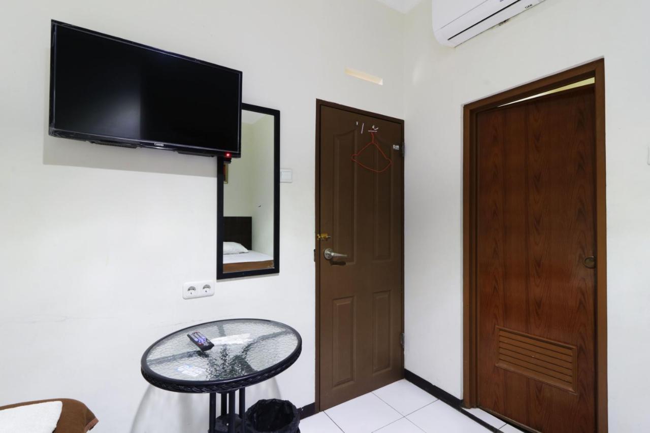 Bantal Guling Pasar Baru Hotel Bandung Exterior foto