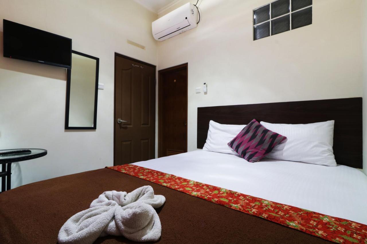 Bantal Guling Pasar Baru Hotel Bandung Exterior foto