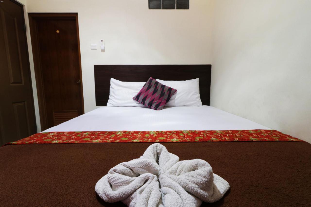 Bantal Guling Pasar Baru Hotel Bandung Exterior foto