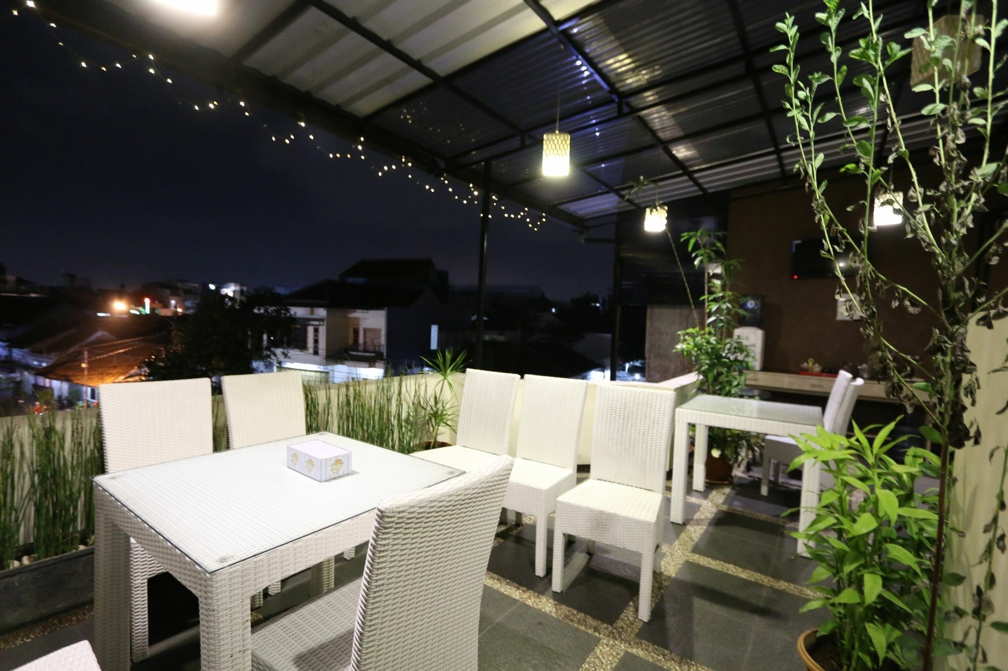 Bantal Guling Pasar Baru Hotel Bandung Exterior foto