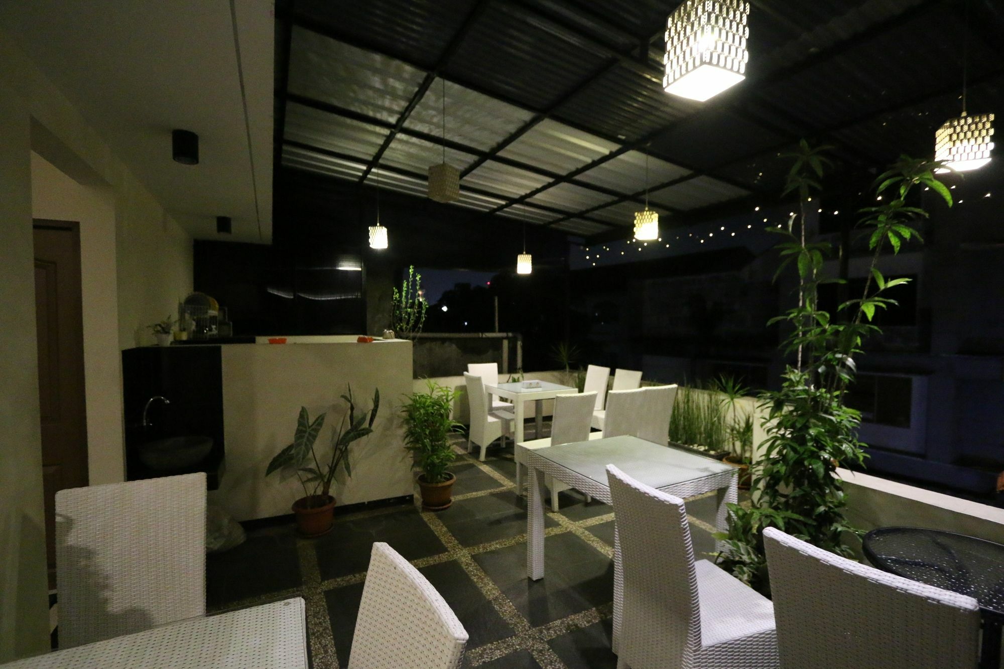 Bantal Guling Pasar Baru Hotel Bandung Exterior foto